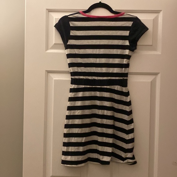 Comfy Hello Kitty dress - Picture 6 of 7